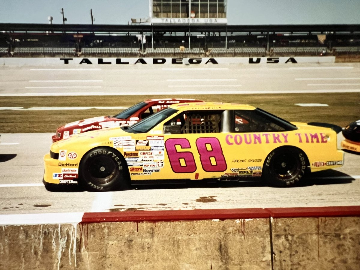 A few cool pictures from the 90’s Taken @DAYTONA 
@TALLADEGA and @ATLMotorSpdwy 🔥🔥🏁
#NASCAR   #RCR  #HMS 
#RoushRacing  #BobbyHamilton