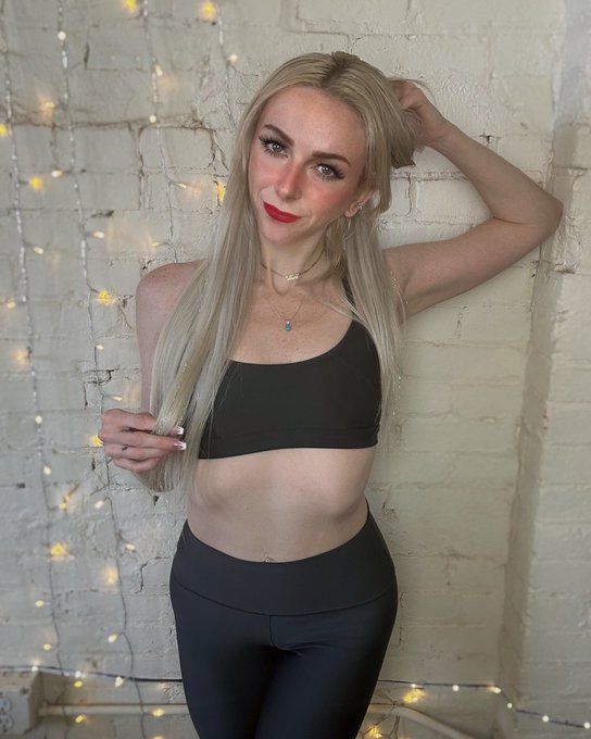 Don&rsquo;t forget to get that workout in 🏋🏼&zwj;♀️👀 https://t.co/8ZVpUDXqr2