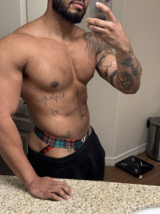 It&rsquo;s giving&hellip; @mcecreations https://t.co/y0pMRZXI1B<a class="tags" target="_blank" title="On Twitter" href="/?out=eyJ0eXAiOiJKV1QiLCJhbGciOiJIUzUxMiJ9.eyJpYXQiOjE3MjAxNzg1ODYsImlzcyI6InR3cG9ybnN0YXJzLmNvbSIsIm5iZiI6MTcyMDE3ODU4NiwiZXhwIjoxNzUxNzE0NTg2LCJyZWRpcmVjdF91cmwiOiJodHRwczovL3R3aXR0ZXIuY29tL21jZWNyZWF0aW9ucyJ9.fE1yhe6bCkWRYrhVHixeDwXqUzHwgvxRbylYbIOqlpEnM4VlX3QyukQcqR31rG2LnAk_sRFCi8M0yA7SeYGtzw">@mcecreations</a>