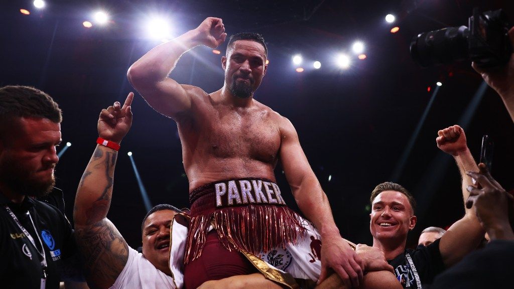 Joseph Parker stuns Deontay Wilder, boxing world with one-sided victory #WilderParker #DayOfReckoning mmajunkie.usatoday.com/2023/12/boxing…