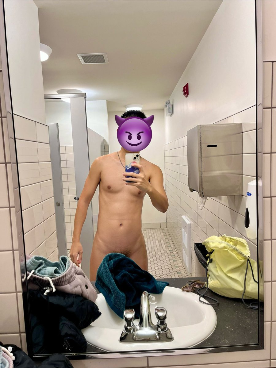 犹抱琵琶半遮面
It’s better than full front.