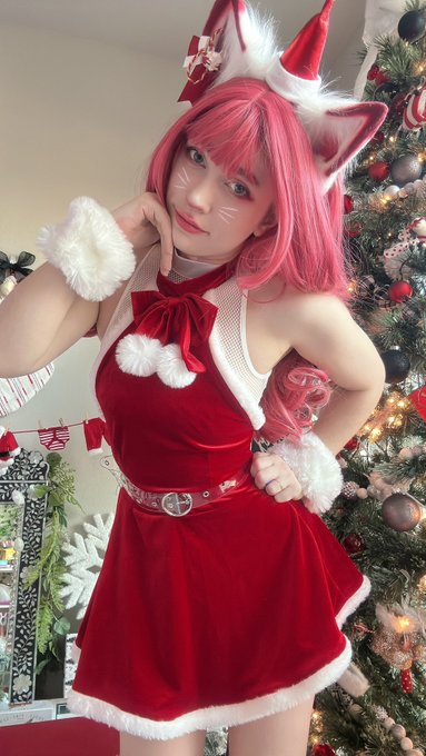 Merry Christmas Eve&rsquo;s Eve ~ https://t.co/FJzhIln2T2 https://t.co/e2ieajSPlt
