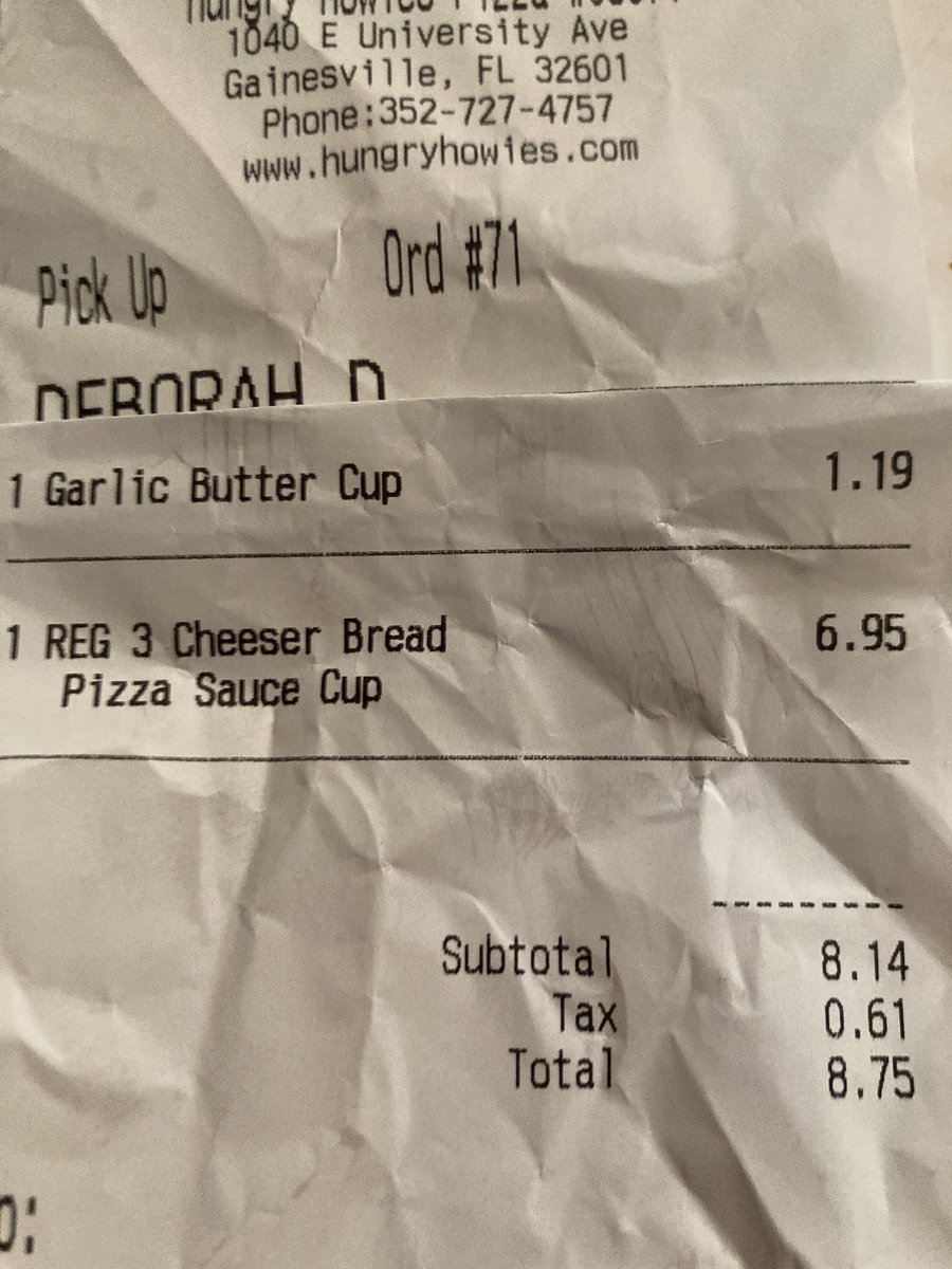 #HungryHowies Store #03071 Hey, I just ordered a 3 Cheese Bread with an extra sauce that I paid for. Got home, the extra sauce wasn’t there. Called & asked for a refund of the extra sauce and was told “No”.  Is this how you do business store #03071?