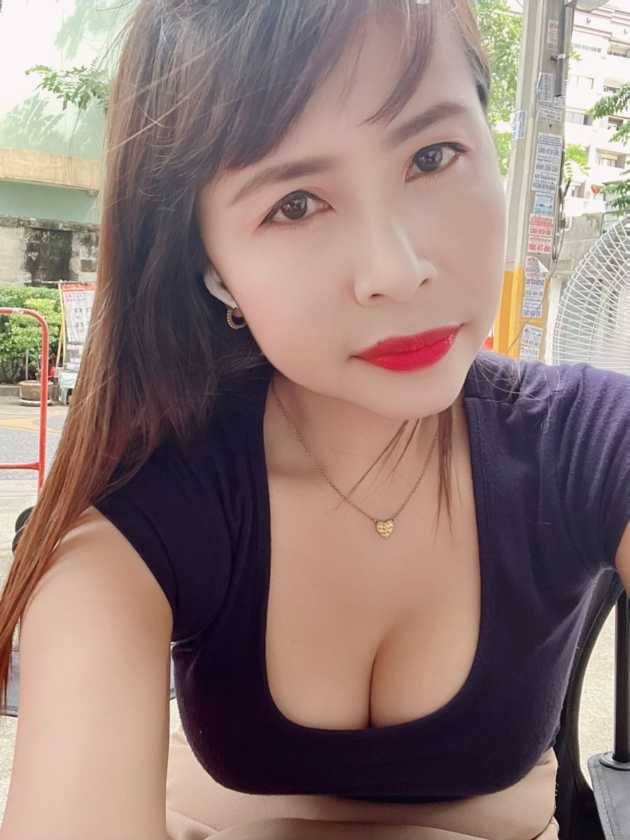 c_nj123's tweet photo. เอื่อยอ้าย นวดเพื่อสุขภาพ
เปิด 09:00-23:00 น.
ฝีมือไม่เป็นรอง พร้อมให้บริการค่ะ

ที่ร้านแบ่งเป็นห้องส่วนตัวทั้งหมดนะคะ
สะดวก มีที่จอดรถ
สอบถามเพิ่มเติมได้ที่

👉@ ID:P-1808 👈

📞 0645656906
📞0813103909
#นวด https://t.co/YcNPffqKWC