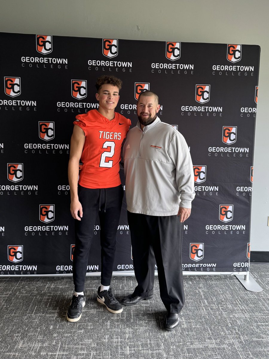 Blessed to receive an offer from Georgetown <a href="/Gtown_Football/">Georgetown College Football</a> <a href="/CoachDGage/">Coach Gage</a> <a href="/GtownCoachO/">Chris Oliver</a>
