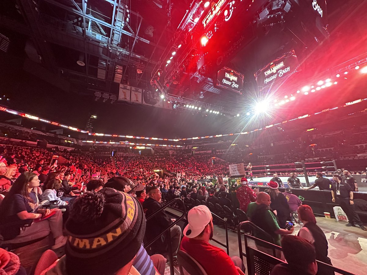 Rios_George52's tweet photo. @WrestleTix https://t.co/SV6Or89ktI