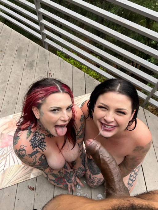 Happy 10 years of friendship @deminovak_ I love sharing cock with my best friend 🥰 @MrExperiencee https://t<a class="tags" href="/tag/deminovak_">@deminovak_</a>