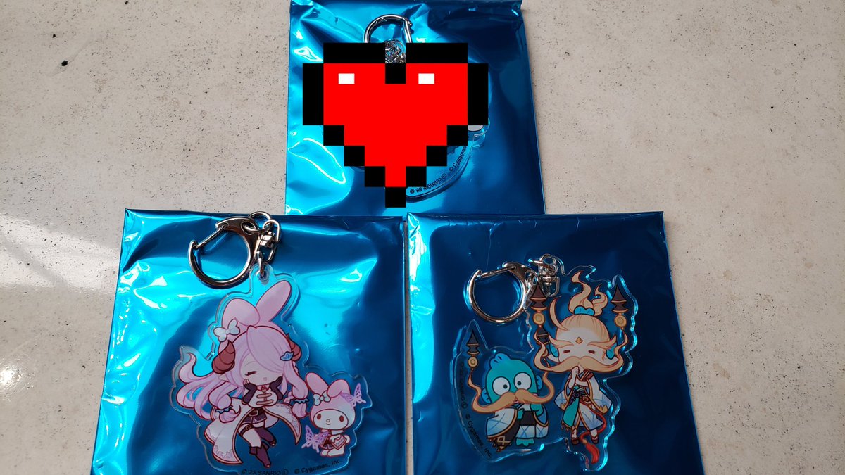 am68gs's tweet photo. 【譲渡】
グラブルフェス　サンリオ
アクスタ　アクリルスタンド　アクキー　アクリルキーホルダー
譲)ヴァジラ、クラリス、サンダルフォン、ウーノ、ナルメア
求)定価
まとめてお迎えしてくださる方優先。
サンダルフォン単体不可。
本日会場手渡し。お気軽にお声かけください。 https://t.co/85Yqb6mSRq
