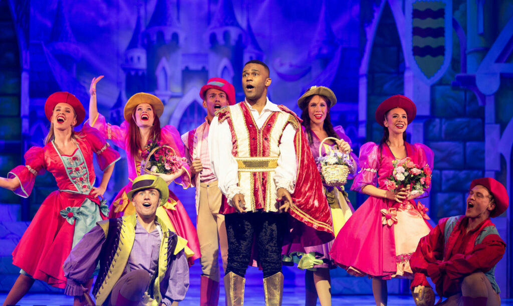 Advent day 24: Win a family ticket for Cinderella PLUS a 2-course pre-show meal at the Alhambra Theatre, Bradford: yorkshire.com/christmas/adve… #panto #cinderella #AdventCalendar2023 #adventcalendar #MerryChristmas @BradfordTheatre