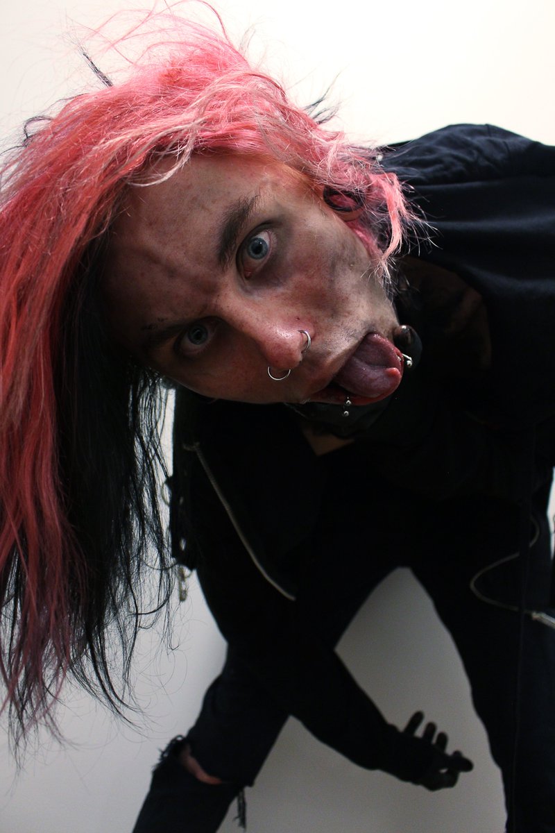 Split tongue demon #bodymodification #bodymods #bodypaint #alternative #altmodels #alternativemodel #emomodel #piercings #stretchedears #snakebites #blueeyes #emo #scene #splittongue #freak