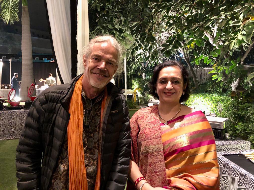 soniasmusic's tweet image. Melodic moments with the great Fusionist, PremJoshua  #PremJoshua  Prem Joshua &amp;amp; Band @PremJoshuaBand  @PremJoshuaMusic🎶✨ #PremJoshuaVibes #PremJoshuaMagic #fusionmusic #distrokid #meta #metaverse #metaverseworld