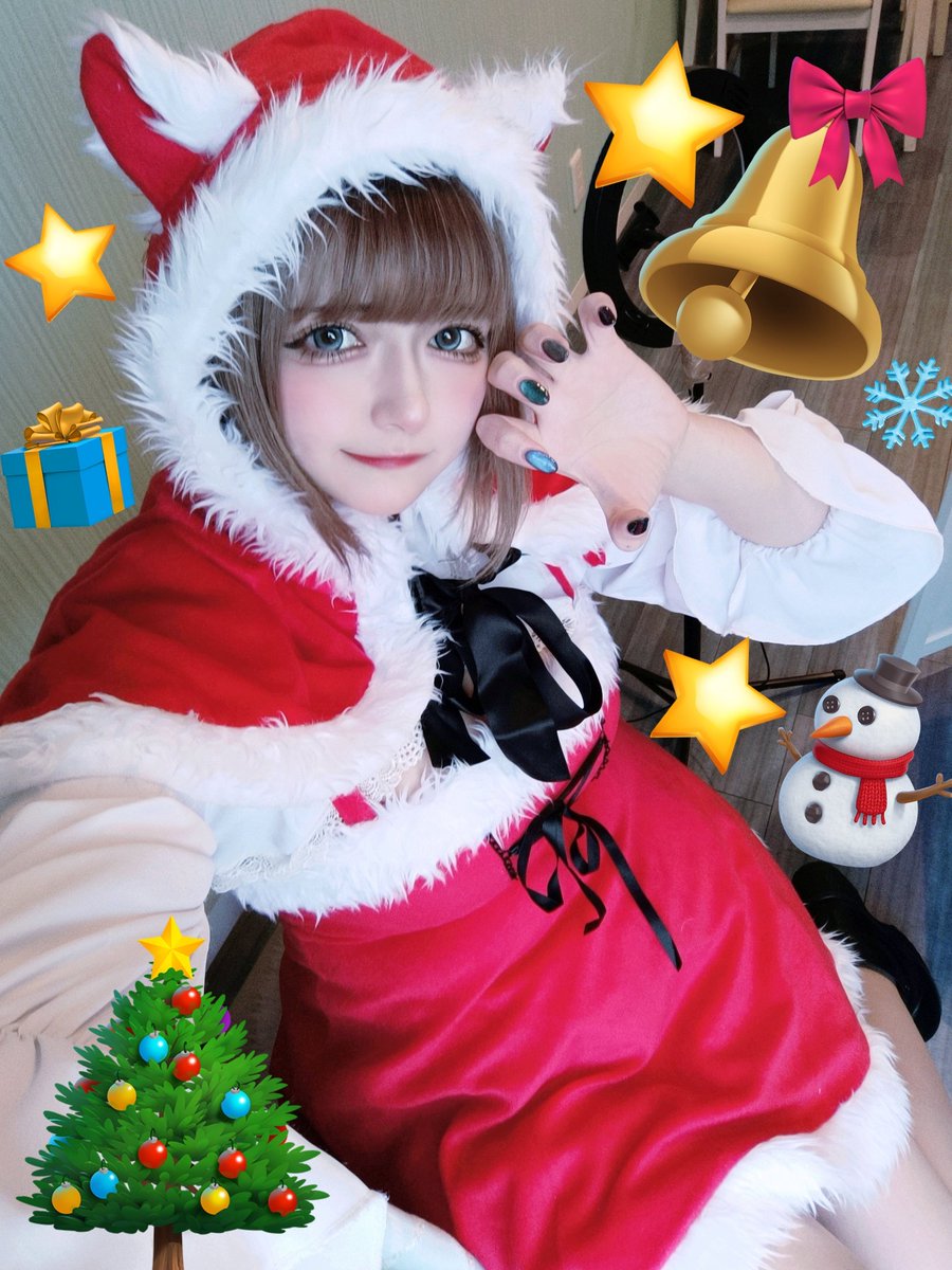 _marijiro_'s tweet photo. 赤ずきんじゃないよ猫サンタだよ😺🎅🏻
クリスマスだーいすき❗ https://t.co/92PcVypDmJ