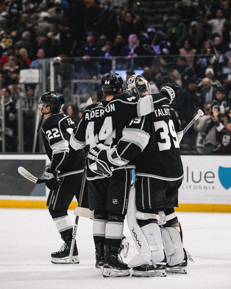 LA Kings tweet media