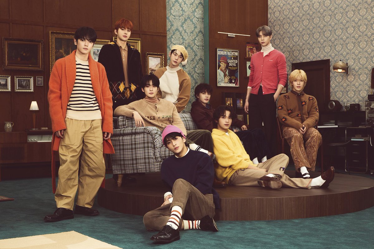 NCTsmtown_127's tweet photo. NCT 127의 따뜻한 크리스마스 선물!
윈터송 ‘Be There For Me’ 스페셜 스테이지 비디오 오늘 밤 12시 공개!
사랑스러운 안무+연출로 겨울 분위기 UP!

https://t.co/sh7x1vxBbv

#NCT127 #BeThereForMe
#NCT127_BeThereForMe https://t.co/LNHD7rmI5G