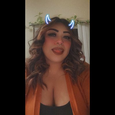 violetcovee's tweet photo. #NewProfilePic https://t.co/1Coy0tkbpa