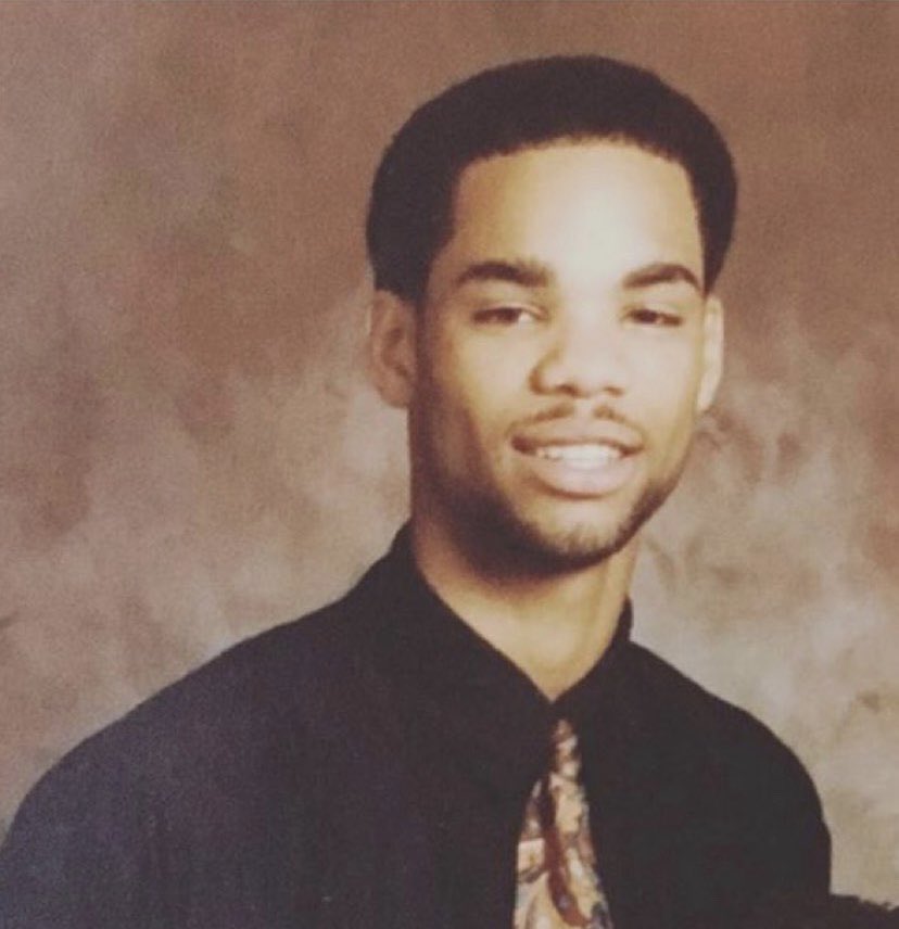 grownsoull's tweet photo. my dad and me https://t.co/bJXvj4Tvsg