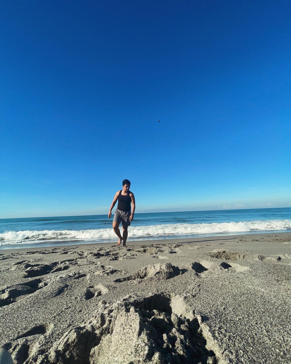 MrkFerrer's tweet photo. Beach Boy 🏝️☀️ 2024 please be good to me https://t.co/cJlXs2cMy6