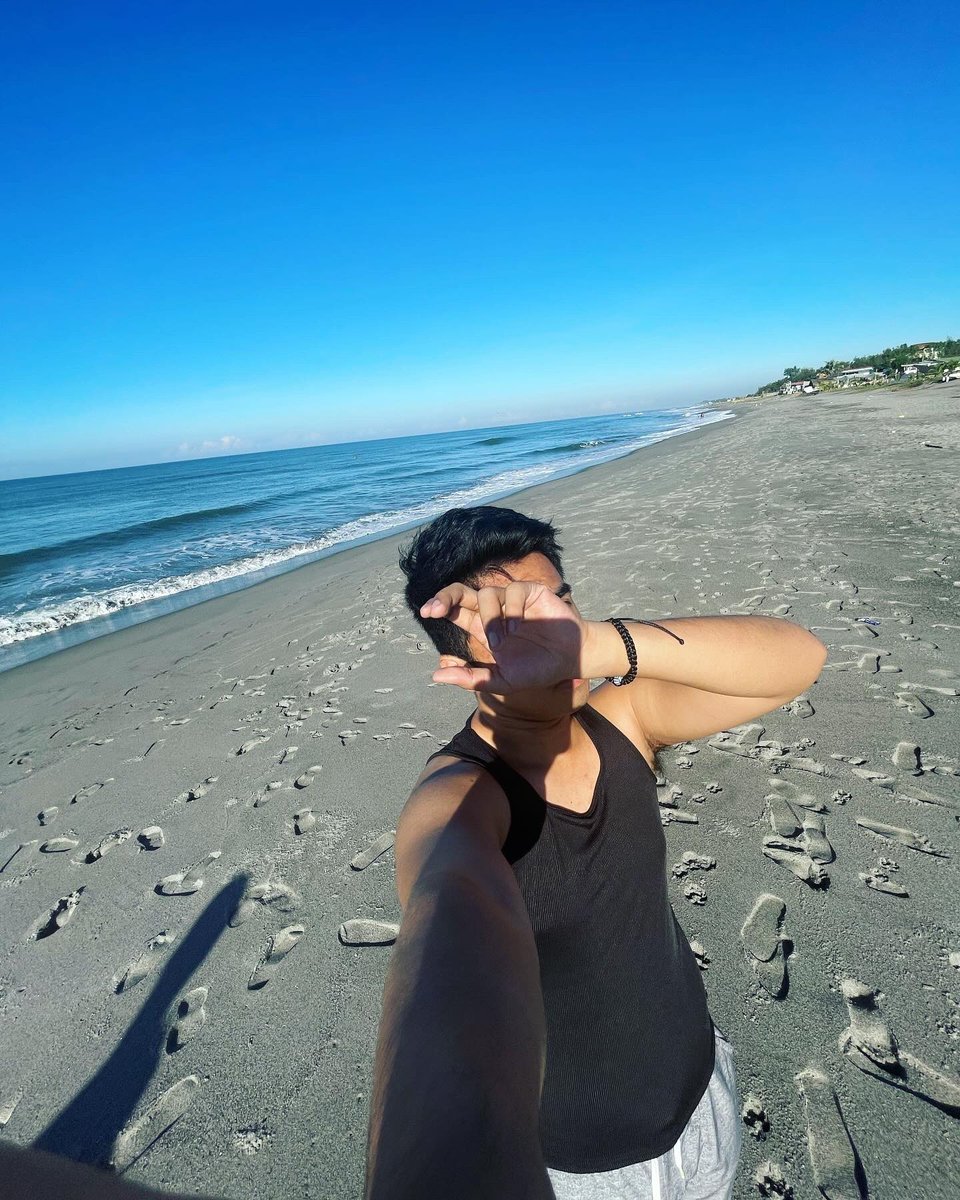 MrkFerrer's tweet photo. Beach Boy 🏝️☀️ 2024 please be good to me https://t.co/cJlXs2cMy6