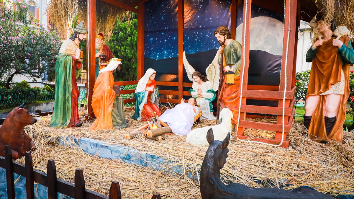 Xpotsv's tweet photo. #Xpot || ¿Sabías que en los pesebres la figura de la representación del nacimiento de Jesús se coloca hasta la noche del 24 de diciembre o la madrugada del 25? 🎄👼 https://t.co/eXMk1ys0I2