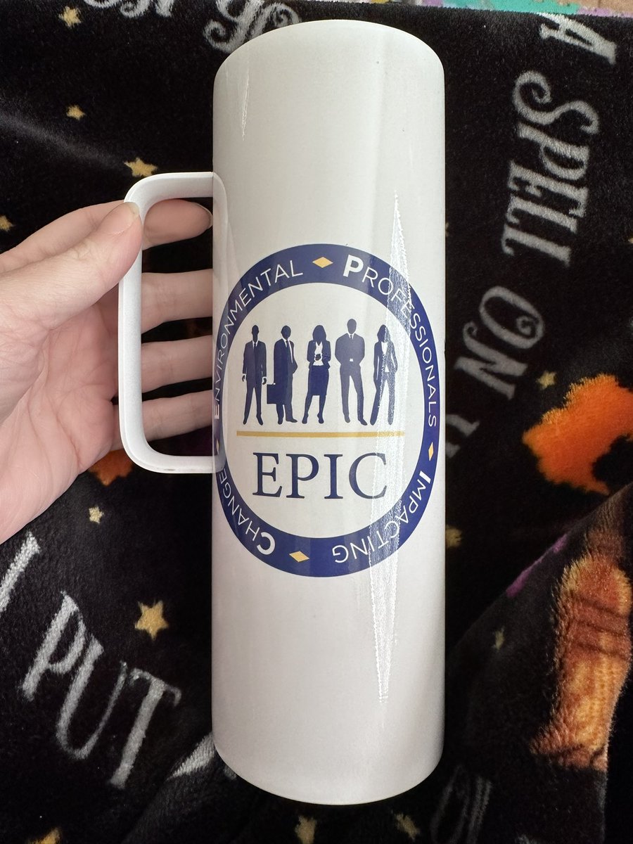 FreaksDesign tweet media