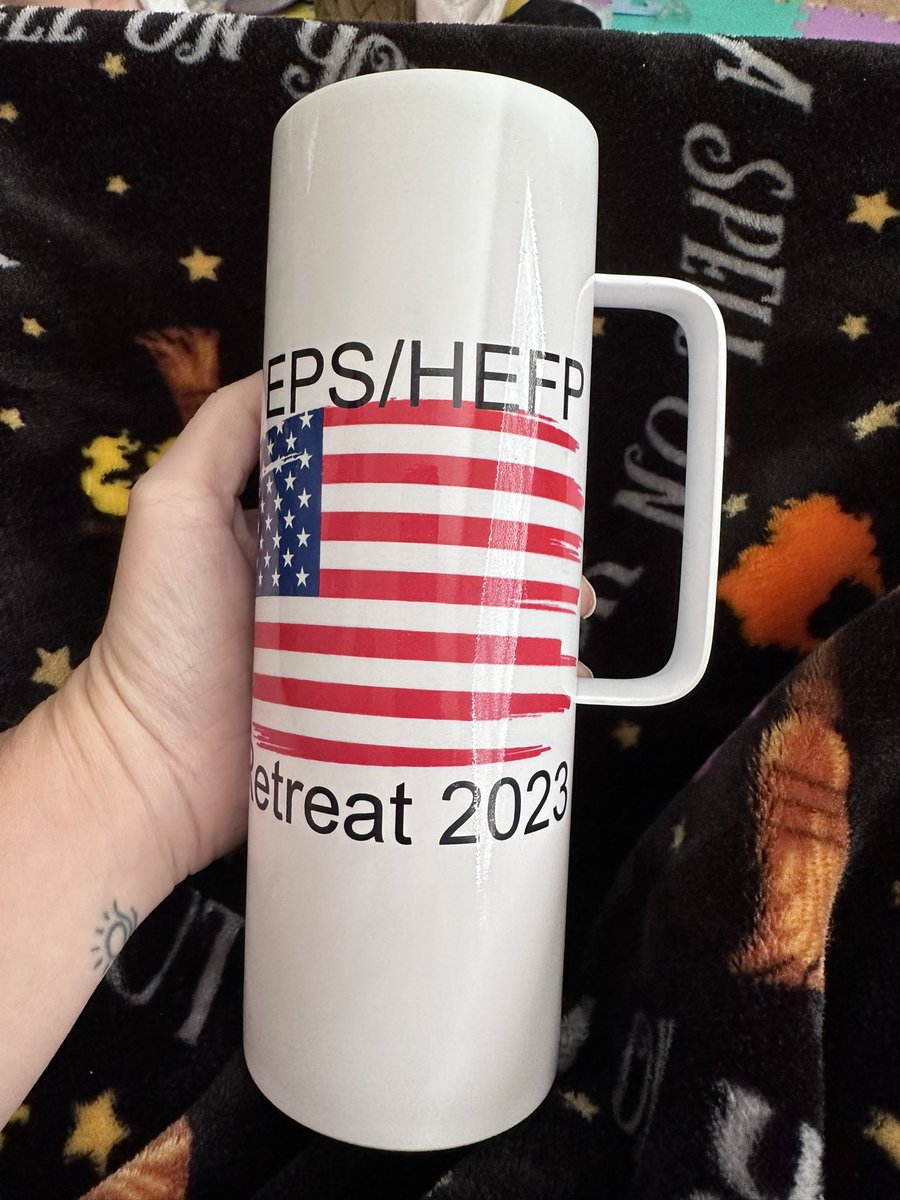 FreaksDesign tweet media