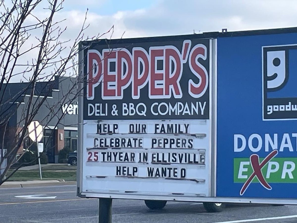 rockwoodthunder's tweet photo. Day 23: 18 White and 12 Blue dropped off lunch from Pepper’s Deli and BBQ to @MetroWestFire station 5. Happy holidays 💙💙💙 #shoplocal #rtvbcgivesback #daysofgiving https://t.co/DRtIezLGC8