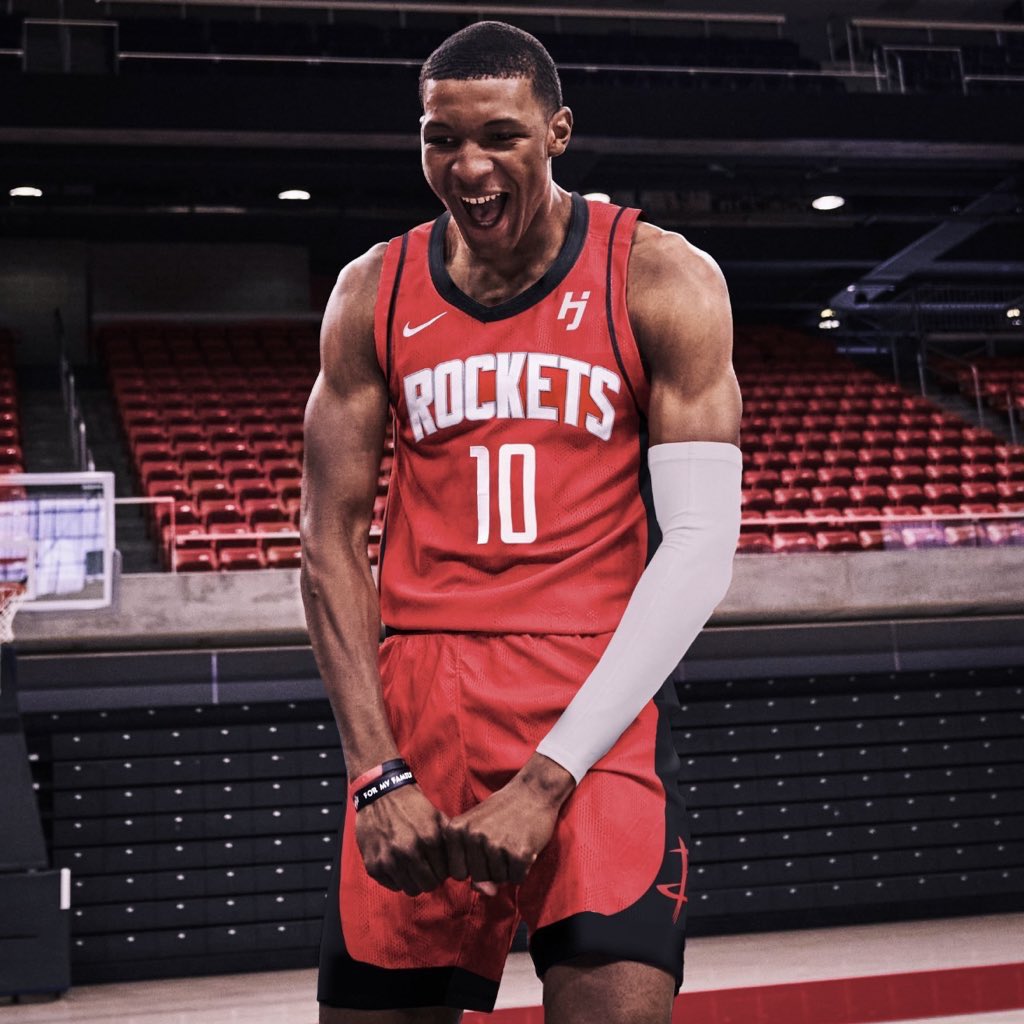 Jabari Smith Jr’s last 3 games:

26 PTS | 11 REB
21 PTS | 8 REB
34 PTS | 13 REB