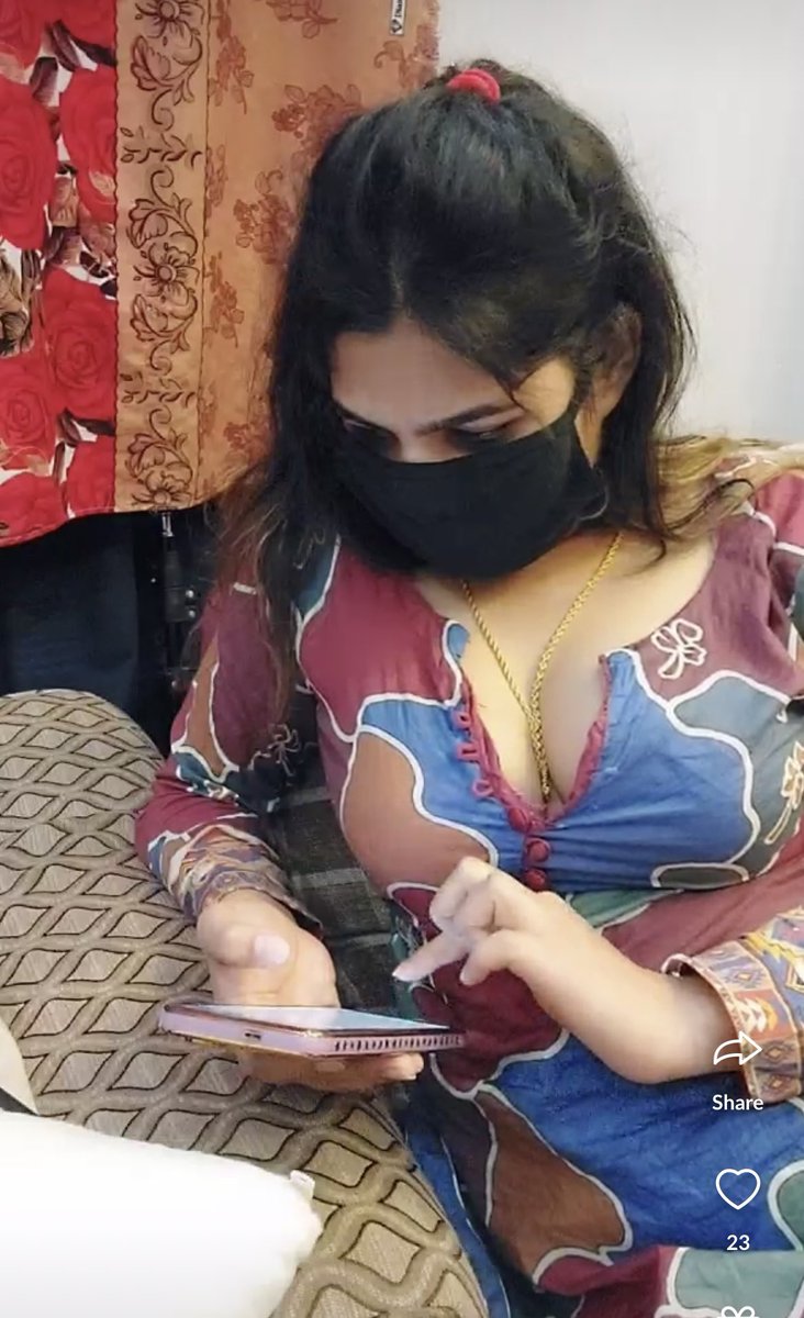 komal6956's tweet photo. आपके पास जो कुछ है उसकी सराहना करें और जो कुछ आप चाहते हैं उसे प्राप्त करने का प्रयास करें।

#सुप्रभात 🙏🌹
@amitkumar___1 @bjpskd06 @BullBunnythe @dev_ramnagar @excel_double https://t.co/dv2pTjfhUF