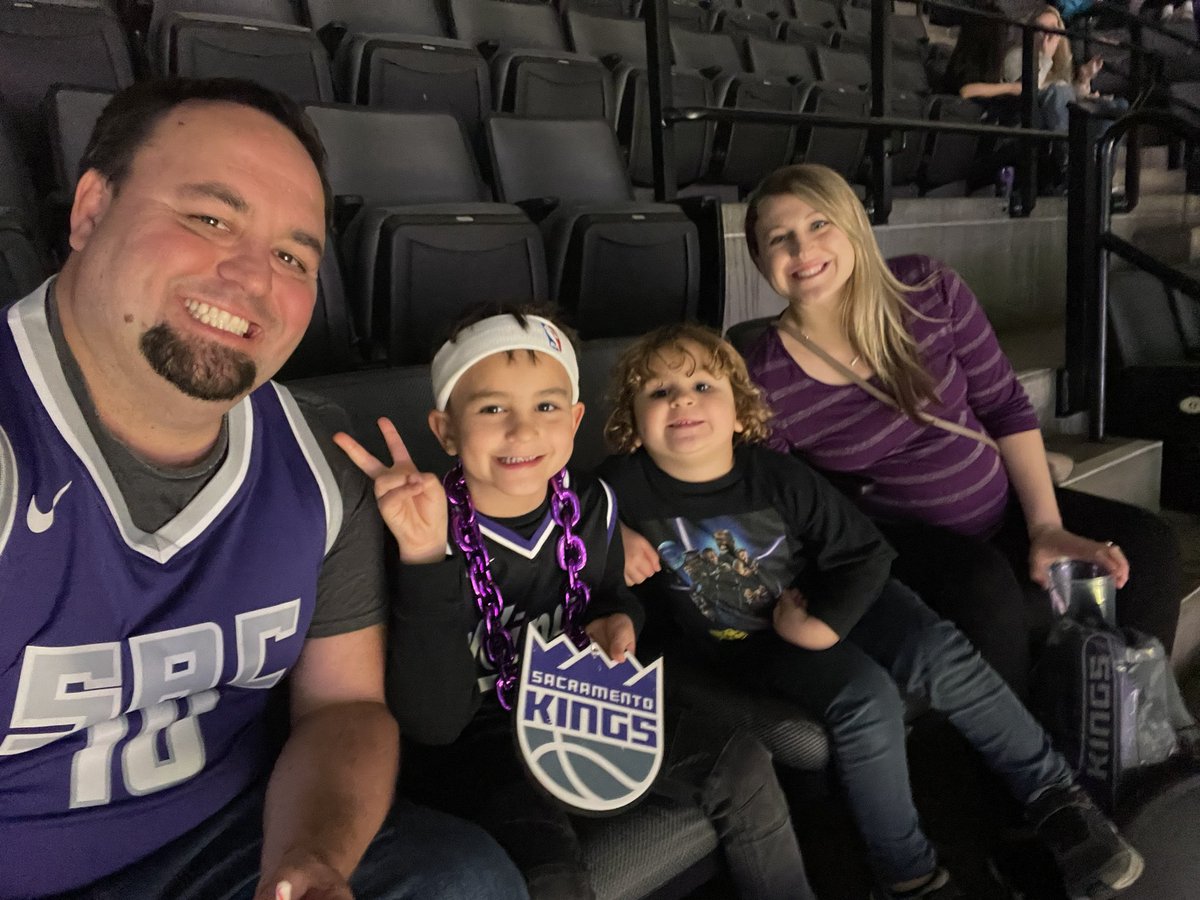 drewculp's tweet photo. #lightthebeam https://t.co/AsQBgrE3Ps