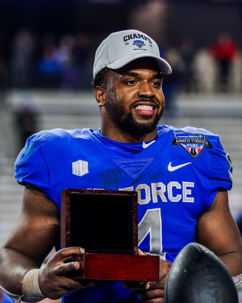Air Force Football (@af_football) on Twitter photo 2οΈβ£0οΈβ£3οΈβ£ rushing yards
2οΈβ£ touchdowns
Armed Forces Bowl MVP
<a href="/emanmichel4/">Emmanuel Michel</a> had himself a GAME 2οΈβ£0οΈβ£3οΈβ£ rushing yards
2οΈβ£ touchdowns
Armed Forces Bowl MVP
<a href="/emanmichel4/">Emmanuel Michel</a> had himself a GAME