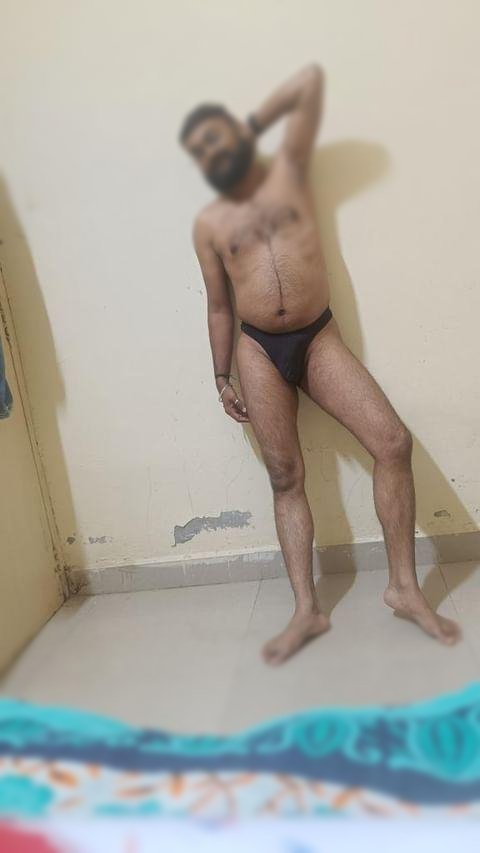 Callboy95's tweet photo. Pics of me https://t.co/HZMrWt4H3G