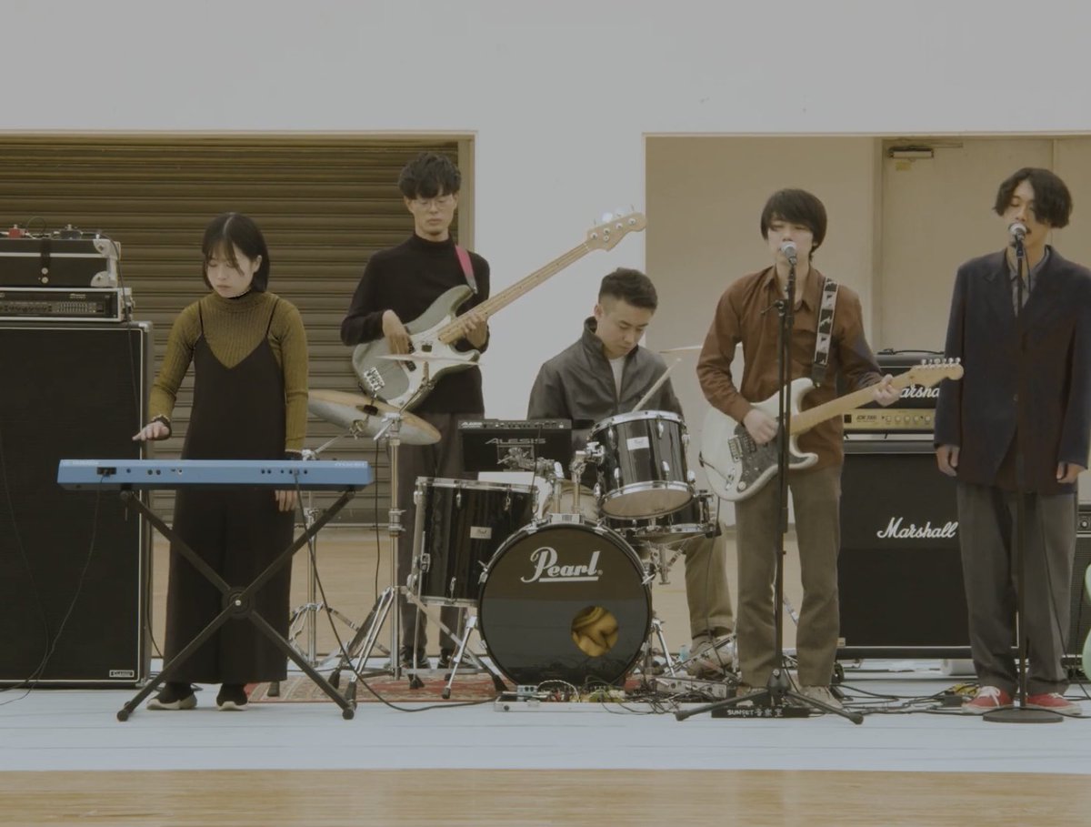 super_co_ol's tweet photo. ／
📢お知らせ① MV公開
＼

「軌道体」

2ndアルバム『コスモリズム』から、「軌道体」のMVを公開しました。
軌道体はシングル、アルバムと出してきましたがMVもリリースです。楽曲に負けず劣らずナイスなのでぜひチェックお願いします🆒

🎥YouTube
https://t.co/nHhQBDnLu6 https://t.co/QNUtvcNrmT