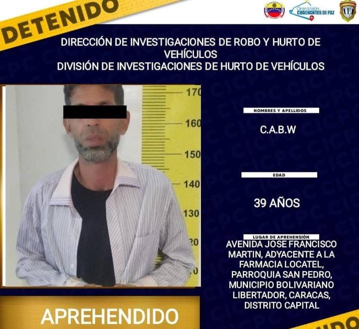 rcamachovzla's tweet photo. #Caracas Funcionarios del Cicpc de la Div de Hurto y Robo de vehículos detuvieron a 3 sujetos que robaron las oficinas de Conviasa en el CC Ipsfa. Los delincuentes, identificados como Anthony Betancourt (35A); Eleazar Figueroa (47A) y Carlos Betancourt (39A). Estos sujetos ingresaron a las oficinas de Conviasa, sometieron a los trabajadores y se llevaron la cantidad de 10.000$ en efectivo. Funcionarios del Cicpc realizaban labores de investigación en la zona cuando les informaron lo que había ocurrido y logran avistar a los sujetos a un par de cuadras en la Av José Francisco Martín, adyacente a Locatel, donde los detienen. 
En el sitio incautaron 2 armas de fuego y los 10.000$ (entre Euros y USD). 
Los detenidos tenían registros policiales por diversos delitos entre robos, alteración de seriales de vehículos y homicidio.

En el hecho no hubo secuestro, ni situación de rehenes; Tampoco fueron 100.000$, sino 10.000$.