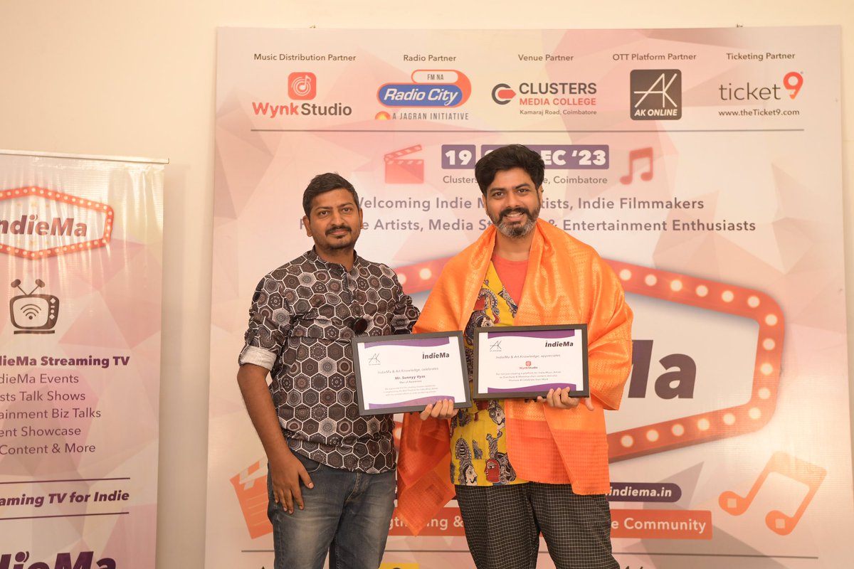 kanthisback's tweet photo. #IndieMa Appreciates #SunnyyVyas & #WynkStudio for their initiatives in empowering #IndieMusic #Artists in India.
#IndieMa2023 #Coimbatore #IndependentMusic #ArtKnowledge #Arunkanth https://t.co/kTMJbk6CHt