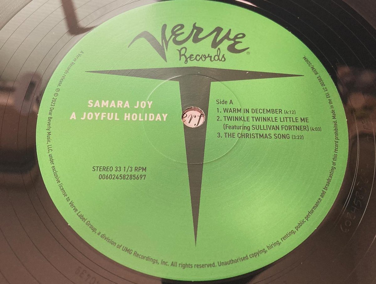 Samara Joy / A Joyful Holiday (Limited Vinyl) #samarajoy #ajoyfulholiday #haveyourselfamerrylittlechristmas