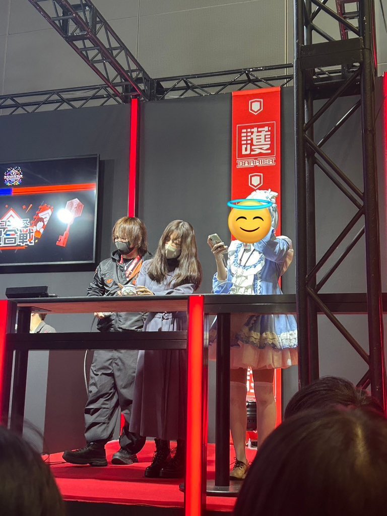 ___mi_7391's tweet photo. 嬉しすぎたのでこっちも載せちゃう
壇にのぼってわんころさんとお話できたの嬉しかったーーー🥹🥹🥹🥹🥹 https://t.co/3VtjLxYbvg