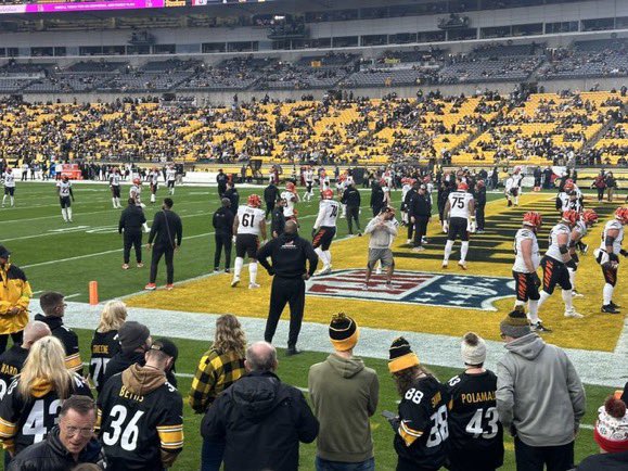 MLFootball's tweet photo. AWFUL: The #Steelers security staff allegedly threatened to kick this #Bengals fan out of the stadium for standing up at the game, and he says they kicked out multiple other Cincy fans for no reason. 

“They only kicked out opposing fans. What a joke of a franchise @steelers do better. Awful experience as a fan who travels and spends money”

(Via @BengalsBeard)