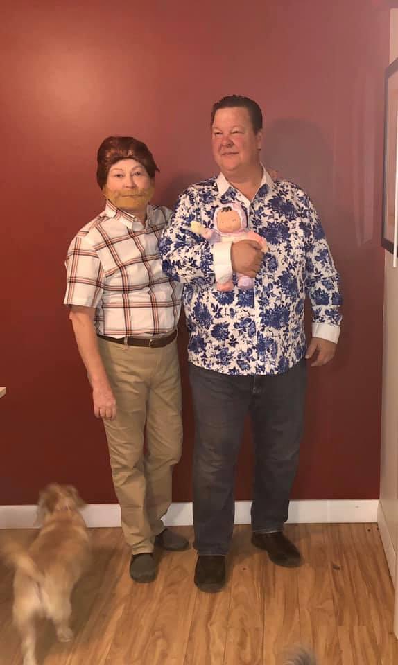 TwoPups's tweet image. Merry Christmas ⁦@MayorBibb⁩ Keep up the good work! Sincerely, cle Mitch&amp;amp;Cam