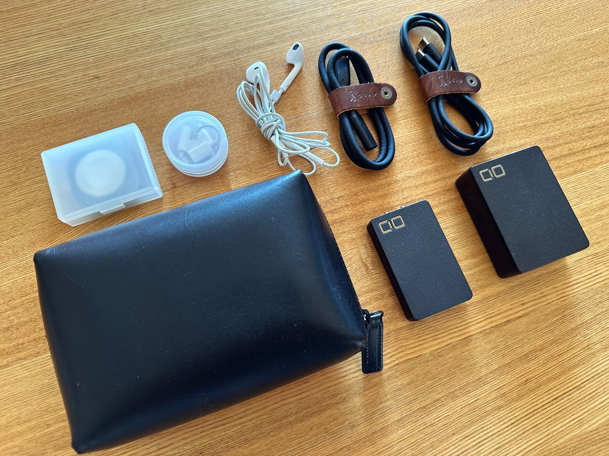 CIO ガジェット ポーチ ブラック 【チャンネル登録者数 3万人＆4