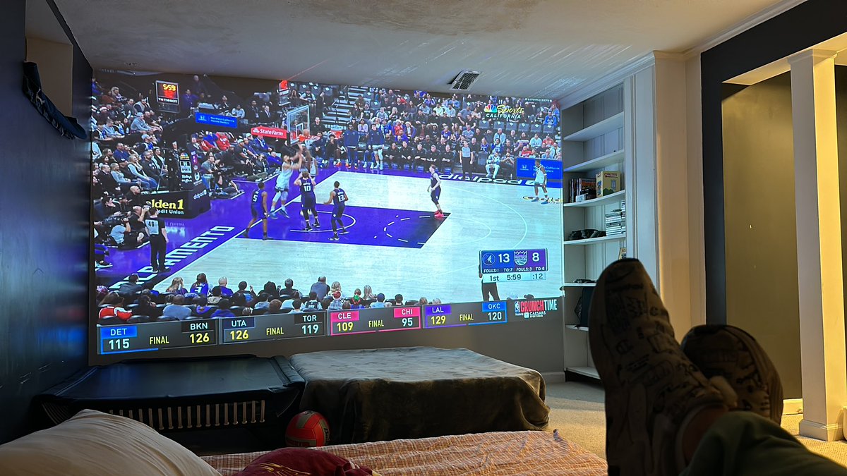 HomeCareOhio's tweet photo. #NbaCrunchtime my Christmas is crunchier than Peanut Brittle…but Jared Greenberg, we miss you. Keep it Crunchy until we see you again! https://t.co/xS6CJtoxeX