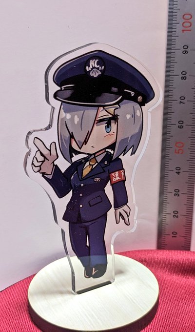 「necktie policewoman」 illustration images(Latest)