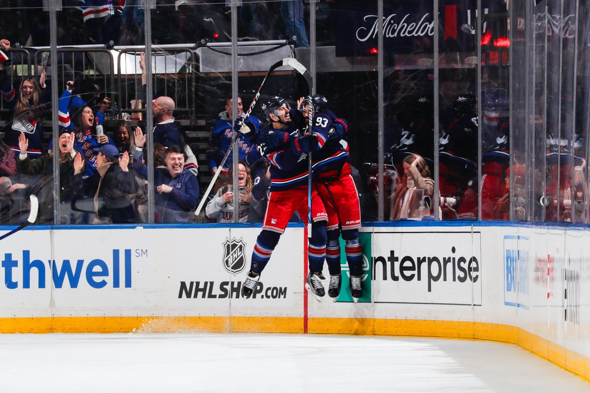 NYRangers's tweet photo. OUR HOLIDAY CARD https://t.co/ksTGyWaSYk