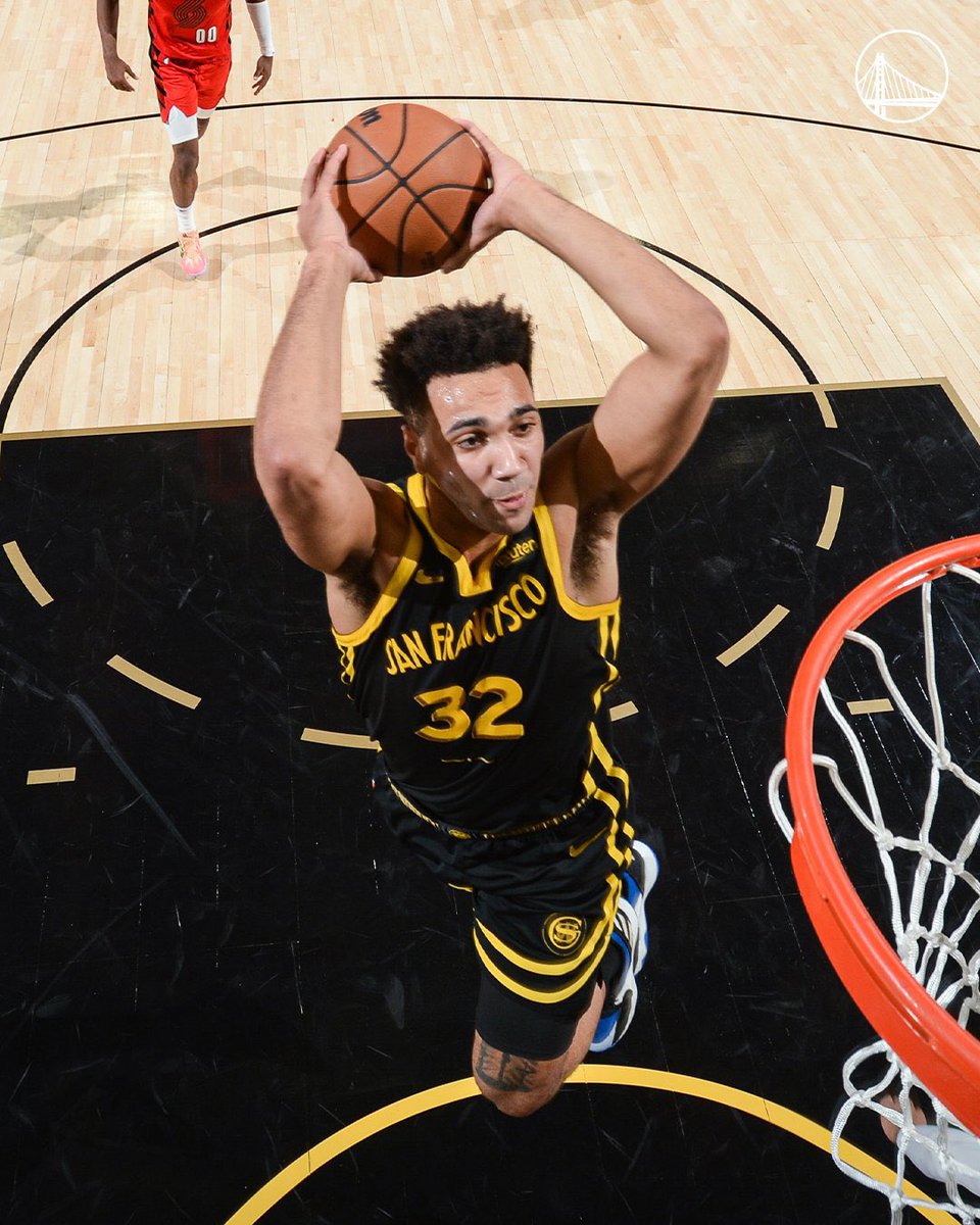 PacersScoop's tweet photo. Trayce Jackson-Davis tonight:

- 13 PTS(most among bench players)
- 5 REB
- 3 AST
- 6/7 FG

Three straight games scoring in double figures!!!
#DubNation https://t.co/ZT1beKY62x
