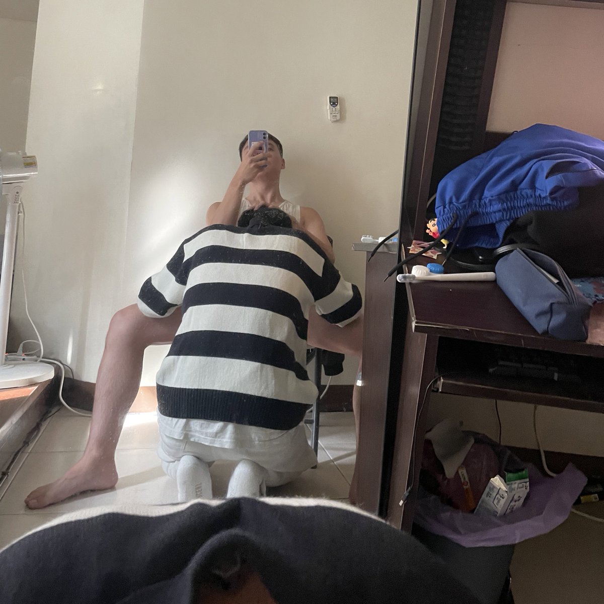 嗨推特！雖然氣溫稍降，但感覺對方的體溫在律動間變得熾熱，就覺得能偶爾當一下加溫棒這件事真是太好了🎇

預祝聖誕快樂返鄉有票美德贏臺灣（？