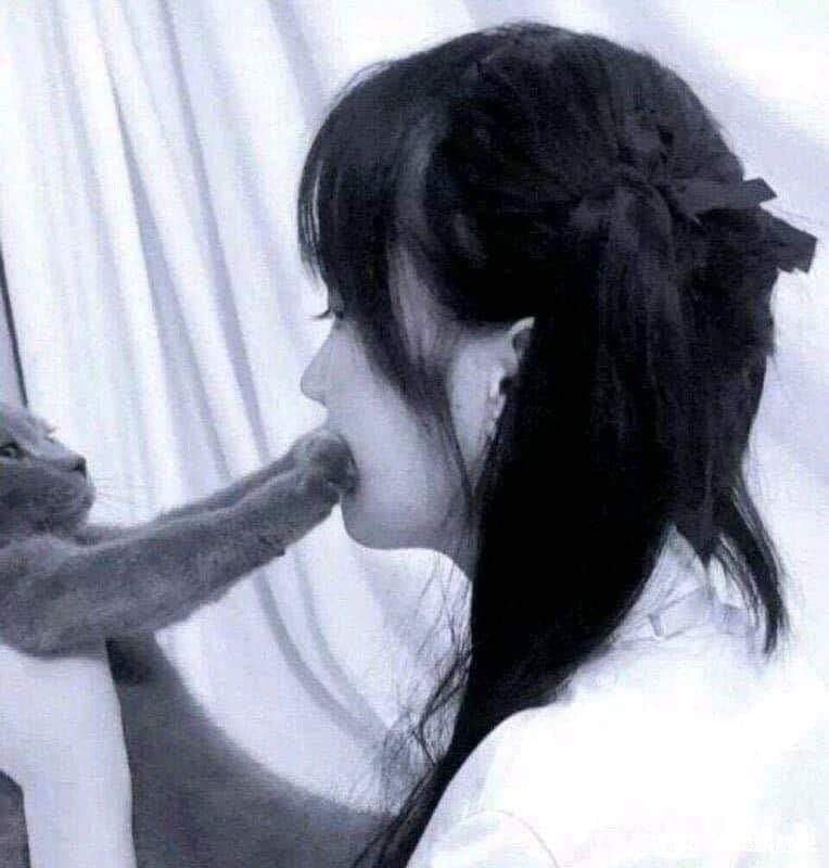 남은주말 만나서 좋은시간 보내실 부부 &amp; 초대남 있을까용??? 

저희너무 꽉막힌부부는 아닙니다 연락주세요!