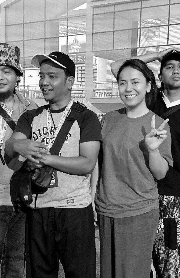 asmidarisme's tweet photo. Hilang nya permata berharga Mek Mulung. En. Saipol Bahari adalah guru sy dan rakan pensyarah yg sama2 mengajar di aswara. Jasanya membina semula bangsal dan mengangkat mek mulung hingga mendapat pengiktirafan UNESCO tdk akan terpadam. Beliau meninggal mlm td. Al fatihah. https://t.co/wv2Dy5URd9