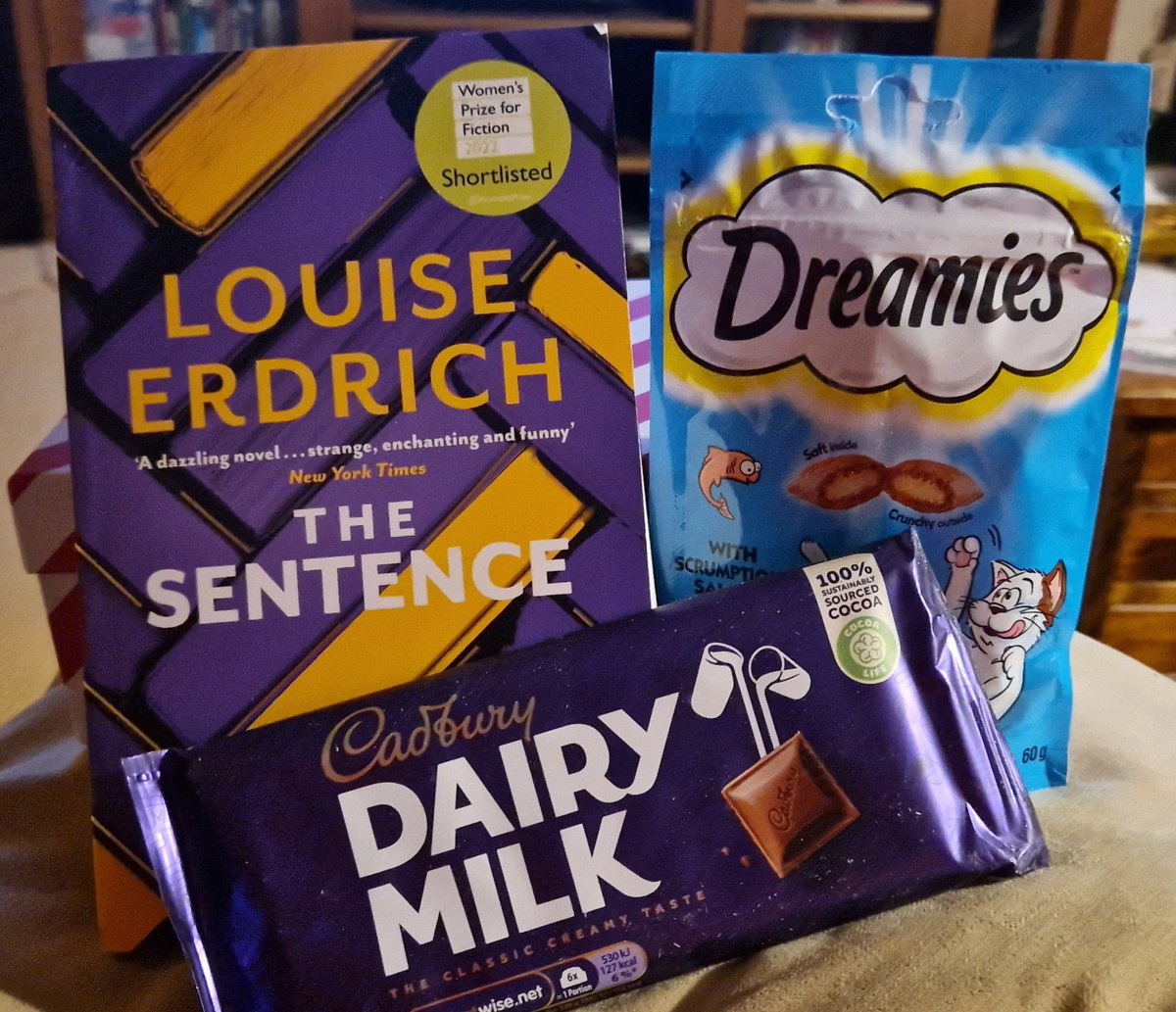 helen hadley tweet media