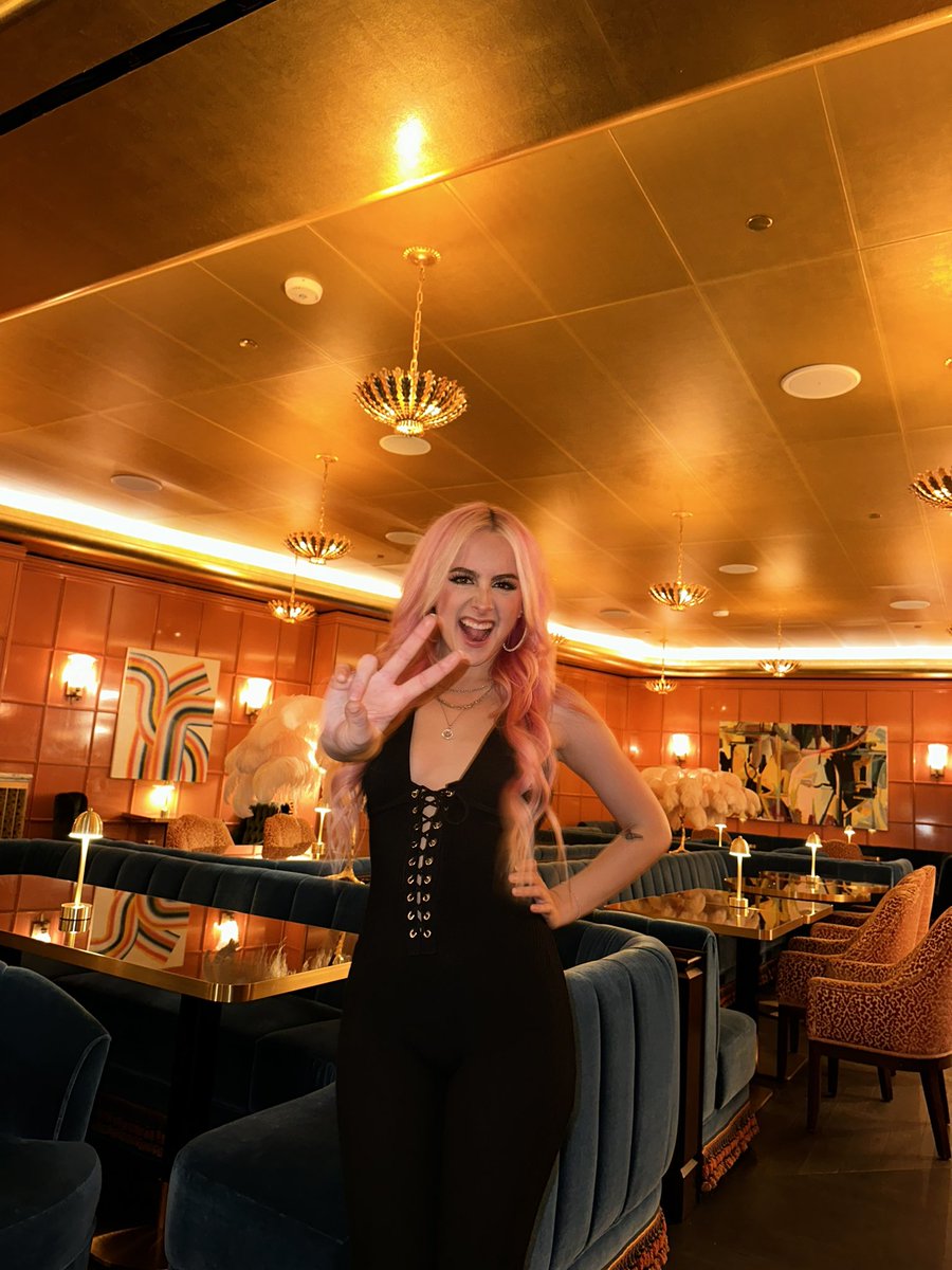 Capri Everitt tweet media