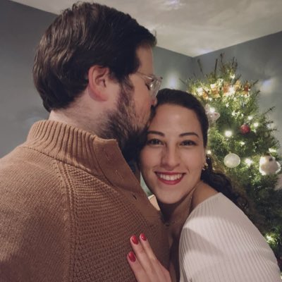 andy_anar's tweet photo. Christmas by your side ❤️#NewProfilePic https://t.co/D4YlQHJ8yS
