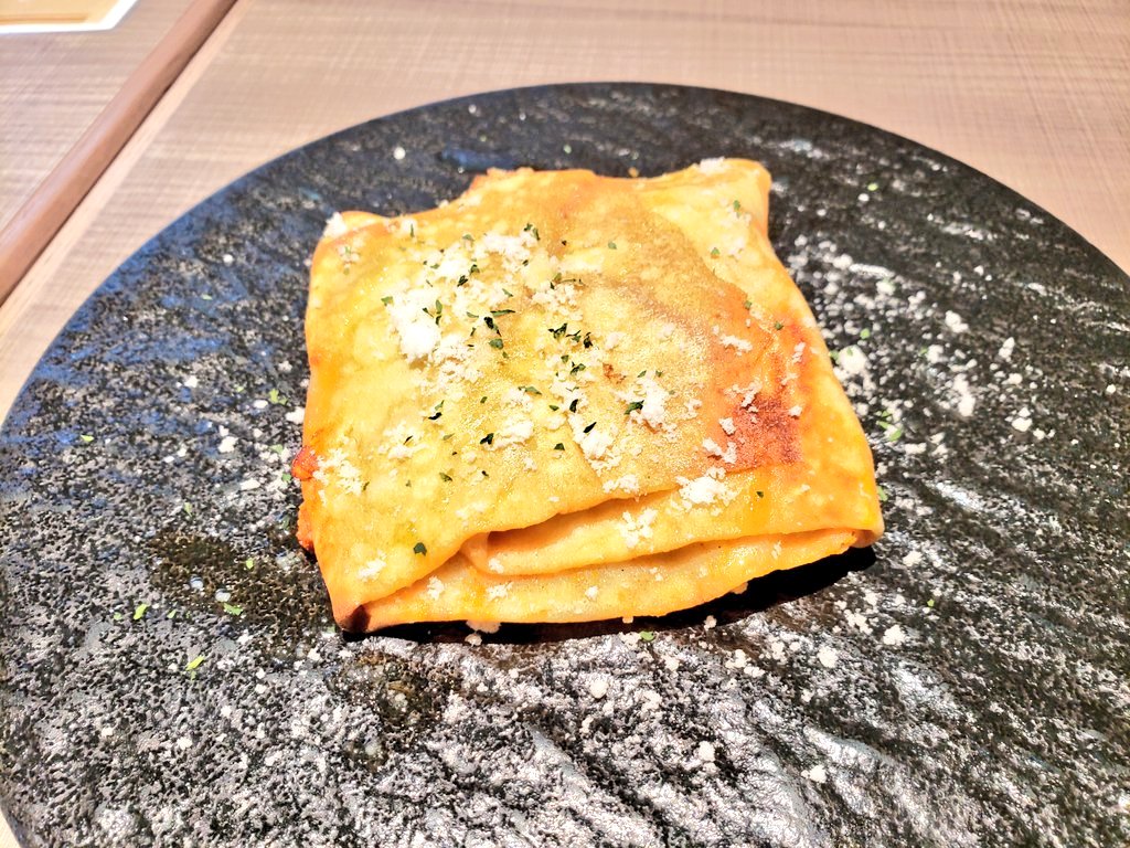 tRUFZbUu4vakSTv's tweet photo. ~のボロネーゼ マッシュポテトクレープ包み、柚子のクリームパスタ、牛ヒレ肉、あまおうのジェラートですわよ☀️
どれも風味豊かで美味しかったですわよ✨素敵な食事の時間をありがとうございました🎵
#Ancer https://t.co/eew34S8DEf